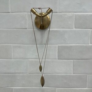 Gold Pendant Necklace